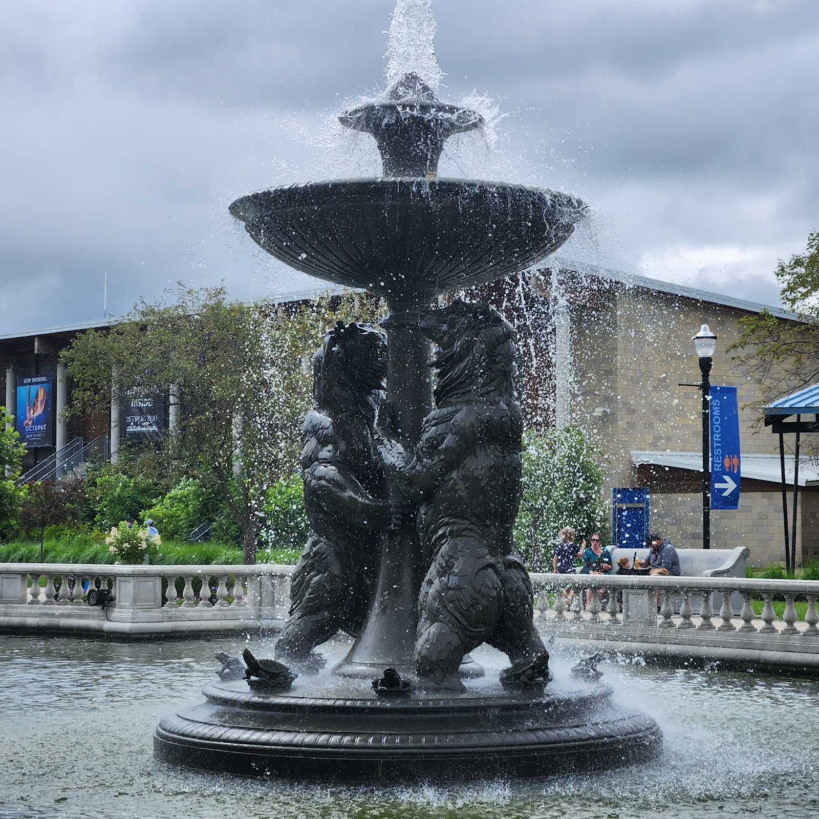 Ford Education Center, Zoo in Royal Oak