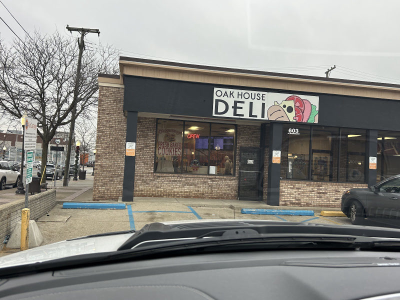Oak House Deli, Sandwich Shop in Royal Oak