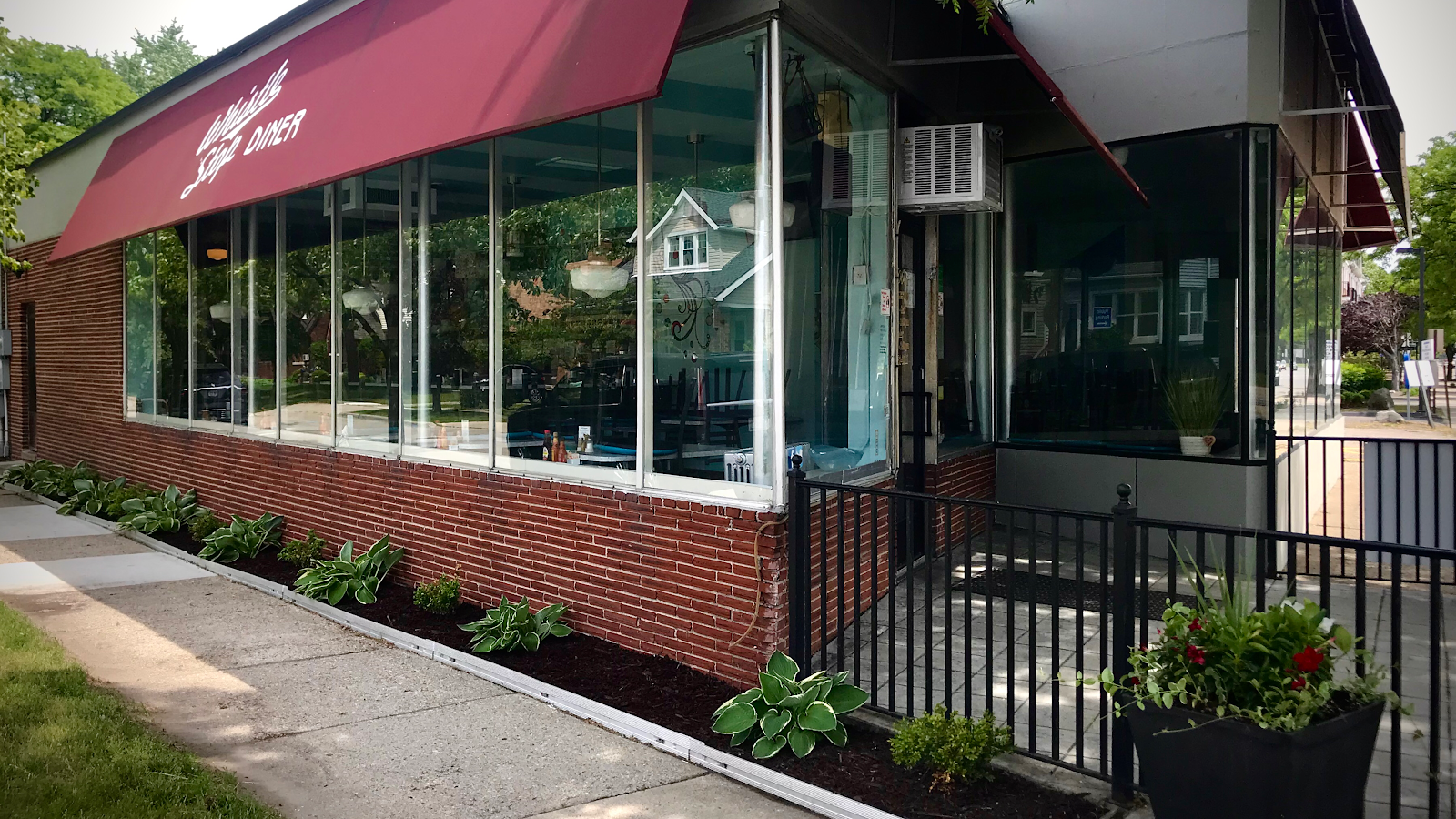 Whistle Stop - Pleasant Ridge, Breakfast Spot in Royal Oak